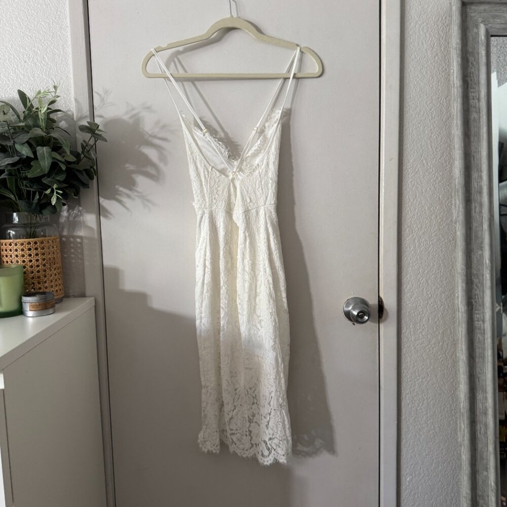 LULUS Flirting with Desire White Lace Bodycon Dress XS Bridal Bachelorette - Picture 6 of 8